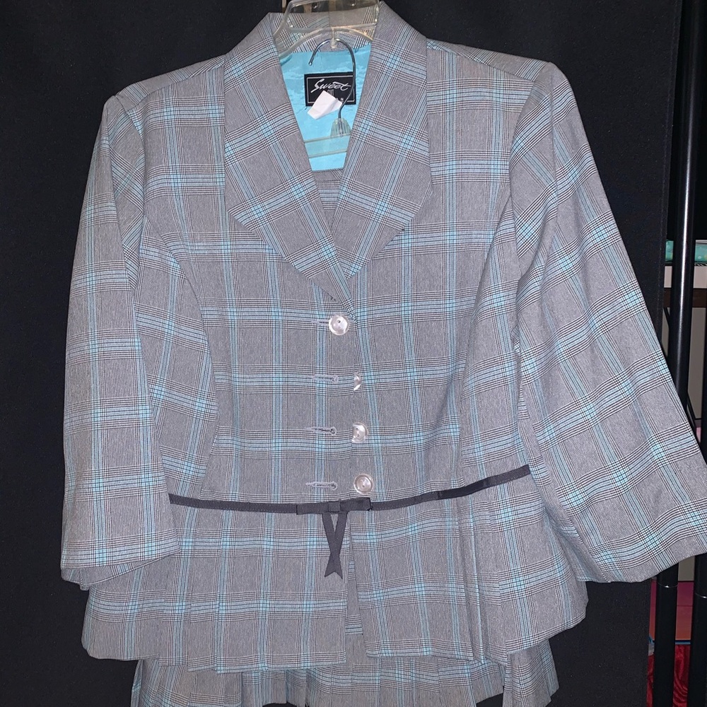 Blue and Gray Women’s Skirt Suit!